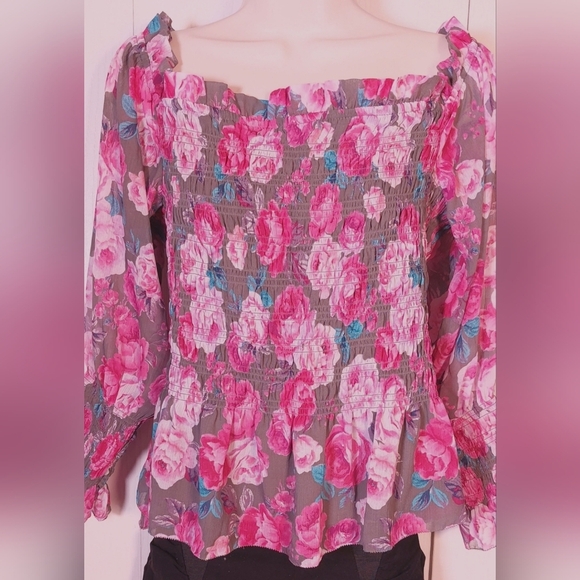 Torrid Crinkle Chiffon Smocked Waist Size 2X  Off Shoulder Floral Crop Top Boho - Picture 5 of 12